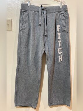 VTG Y2K 2000’s BADDIE Abercrombie Fitch Sweatpants Joggers FITCH Logo EUC
*LOOK*